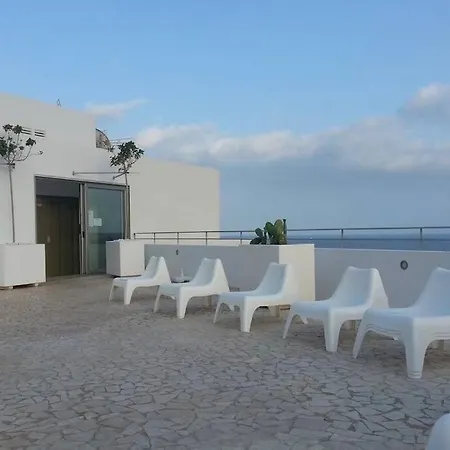 Con Piscina, Garaje Y Vistas Al Mar Apartment *