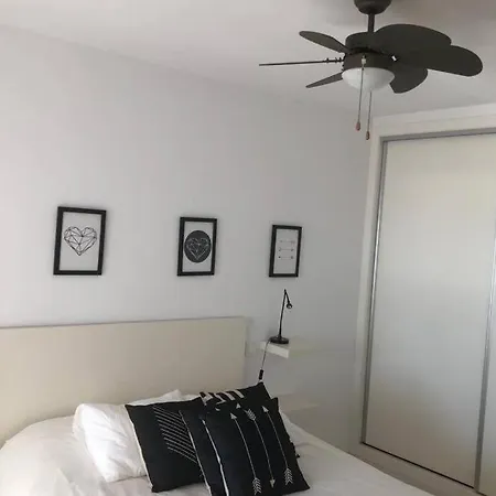 Apartment Con Piscina, Garaje Y Vistas Al Mar *